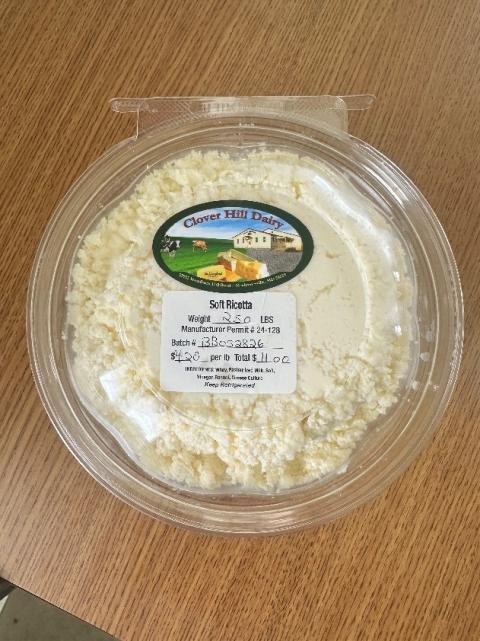 Photograph of Clover Hill Dairy Soft Ricotta in clam shell, 2.5 lbs
