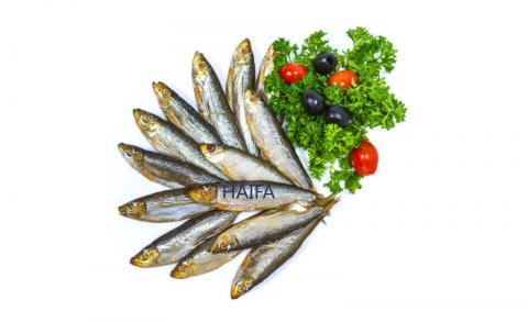 Image of whole smoked sprat fish